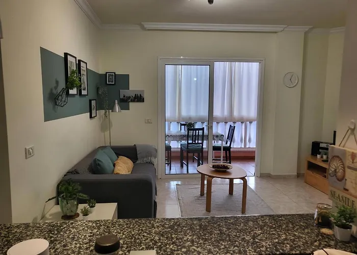 Sea Front Costa Sol By Helloapartments Apartamento Costa del Silencio